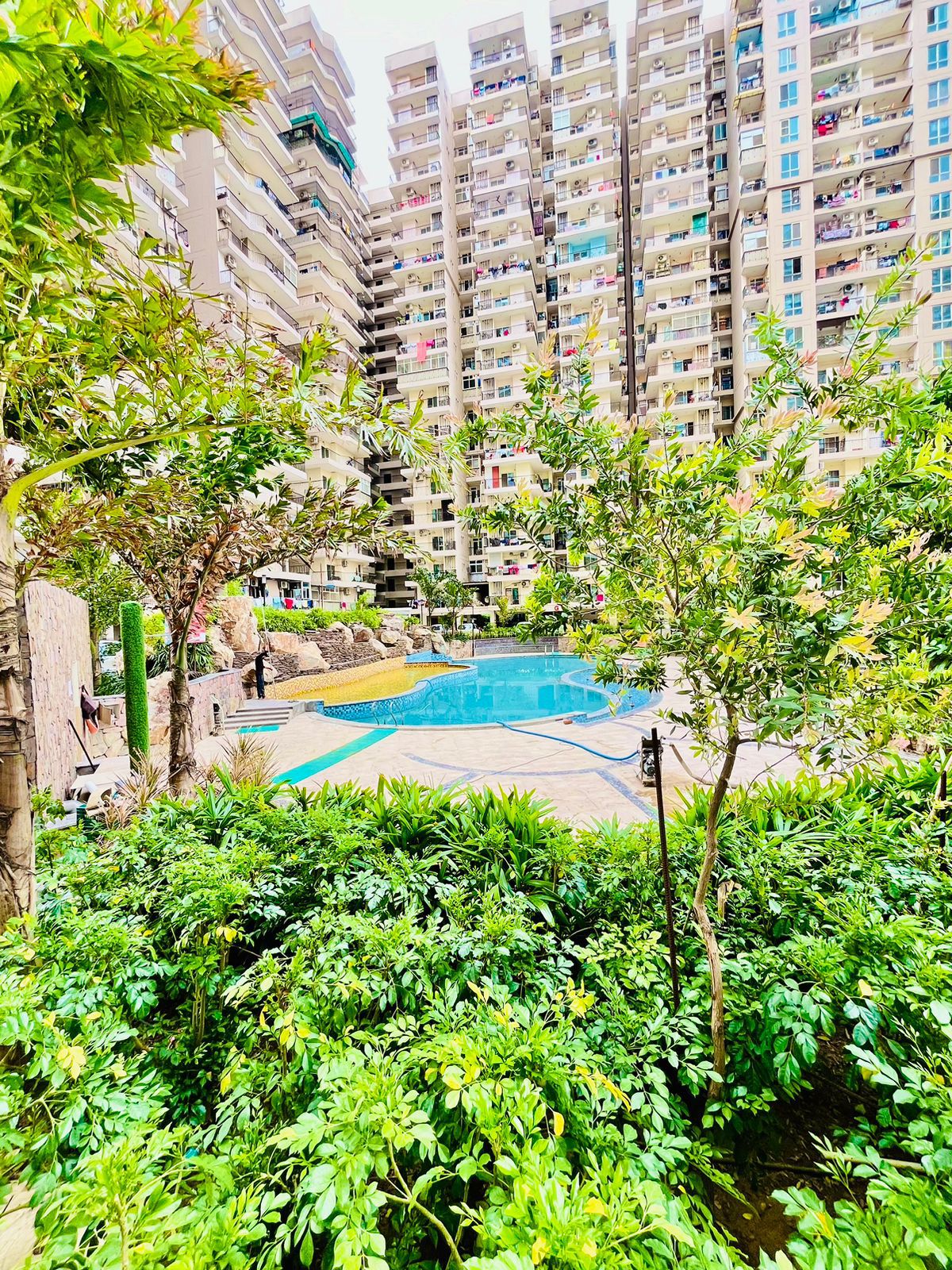 Retail Shop For Sale in Windsor Paradise 2