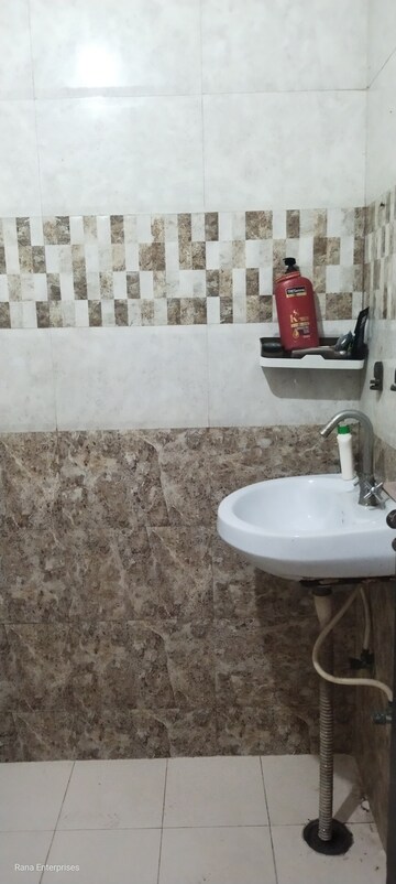 Bathroom in 2 BHK Builder Floor at Ansal Palam Triangle, Palam Vihar Extension – for Rent