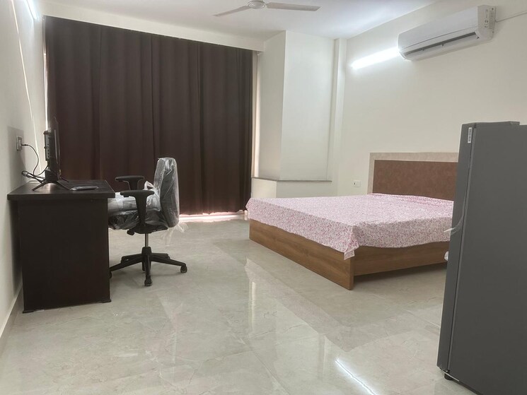 Living Room, alpha 1 greater noida 1 RK 450 Sq.Yd. Builder Floor In Alpha 1 Greater Noida Greater Noida 8989900