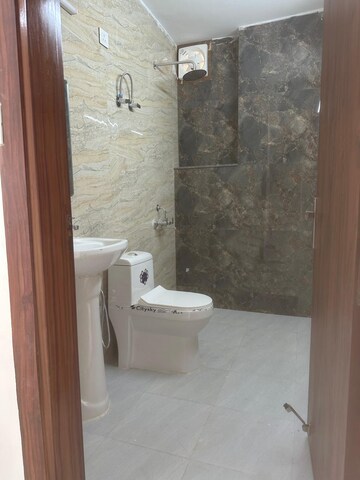 Bathroom in 1 RK Builder Floor at Alpha 1 Greater Noida – for Rent