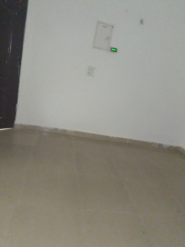 Room, futec-gateway 4 Bedroom 2525 Sq.Ft. Apartment In Sector 75 Noida 8989885