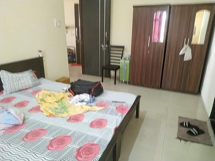 Bedroom, vikhroli west Pg For Girls In Vikhroli West 8989888