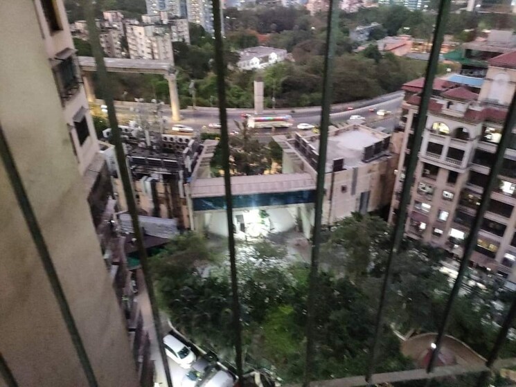 Balcony, vikhroli west Pg For Girls In Vikhroli West 8989888