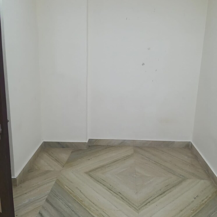 Room, shastri nagar 2.5 Bedroom 550 Sq.Ft. Builder Floor In Shastri Nagar Delhi 8989908