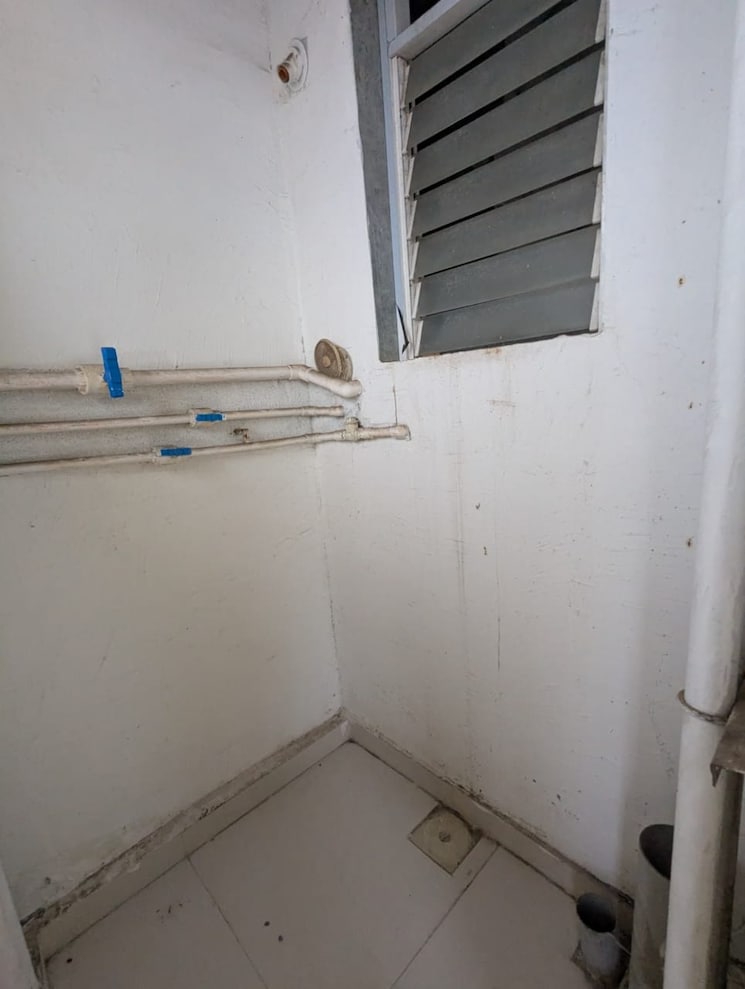 Bathroom, bhaskar colony 2 Bedroom 764 Sq.Ft. Apartment In Bhaskar Colony Thane 8989913