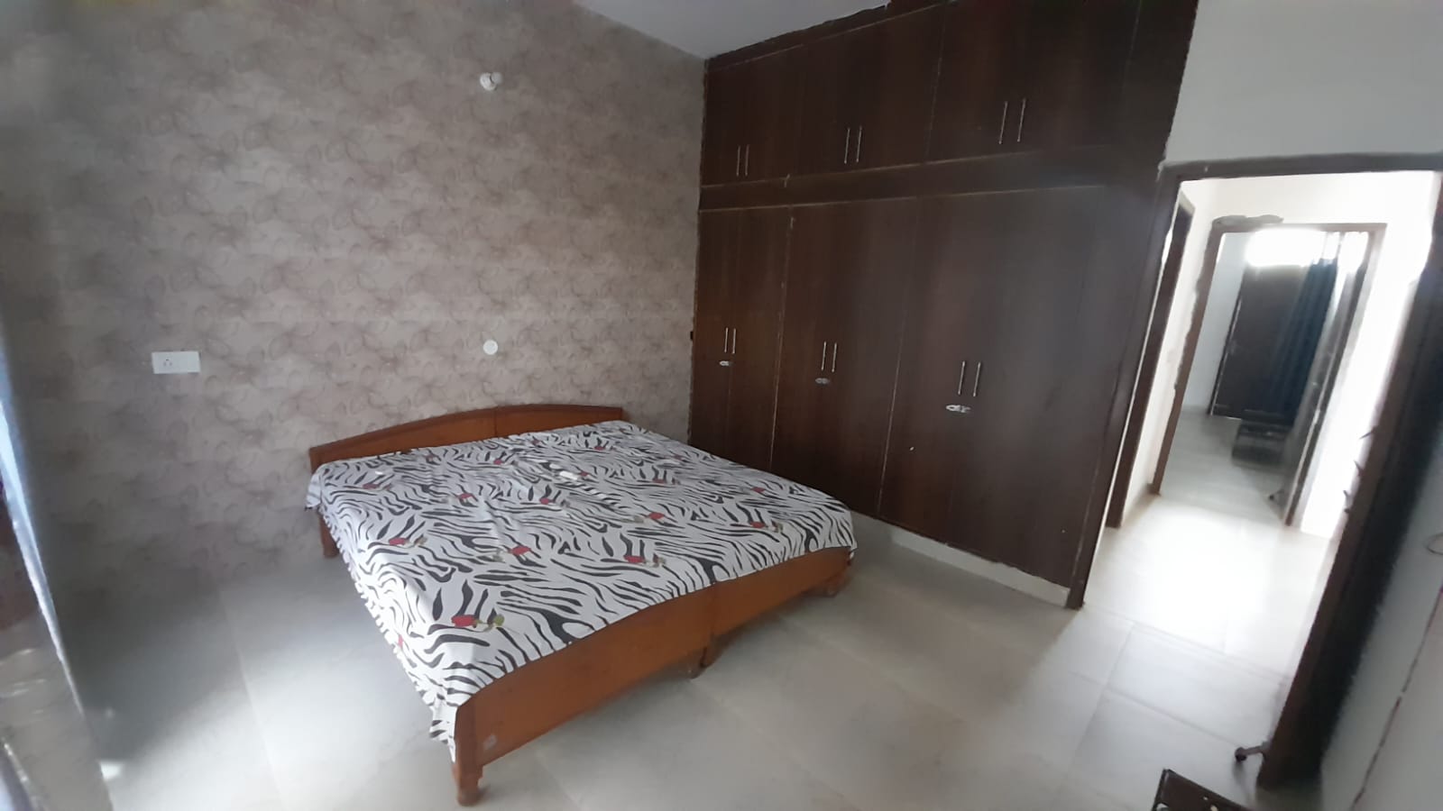 2 BHK Independent House For Rent in Sector 4