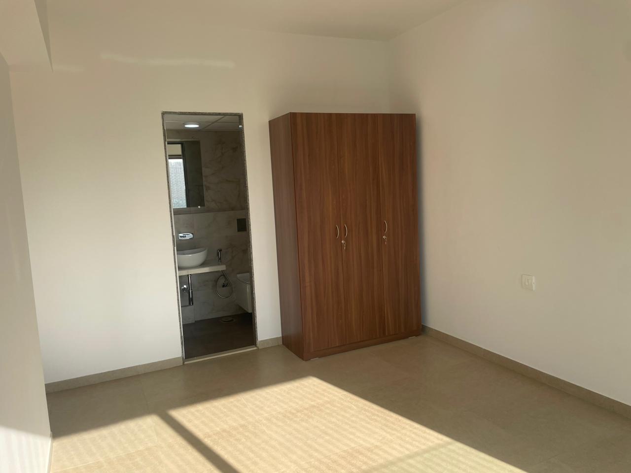 2 BHK Apartment For Sale in Kanakia Silicon Valley