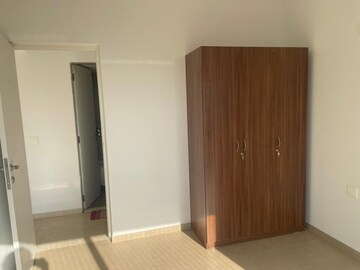 Room in 2 BHK Apartment at Kanakia Silicon Valley, Powai – for Sale