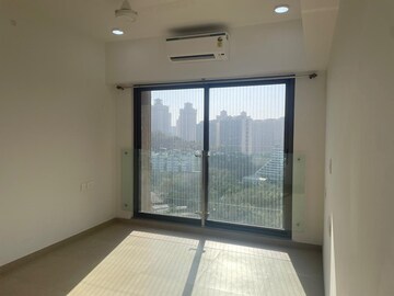 Room in 2 BHK Apartment at Kanakia Silicon Valley, Powai – for Sale