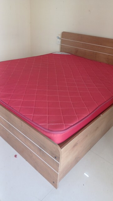 Bedroom in 2 BHK Apartment at Yash Shruti Apartments, Ghansoli – for Rent