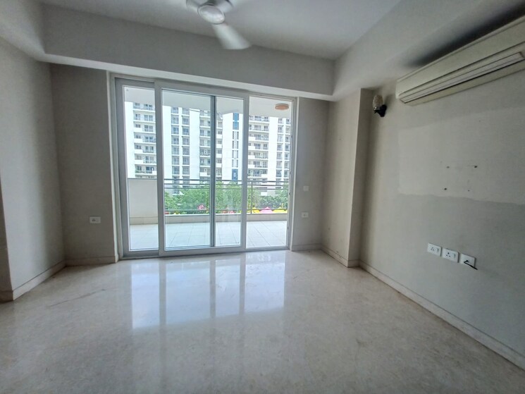 Room, dlf-the-ultima 4 Bedroom 2912 Sq.Ft. Apartment In Sector 81 Gurgaon 8990188