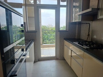 Kitchen in 4 BHK Apartment at DLF The Ultima, Sector 81 – for Rent
