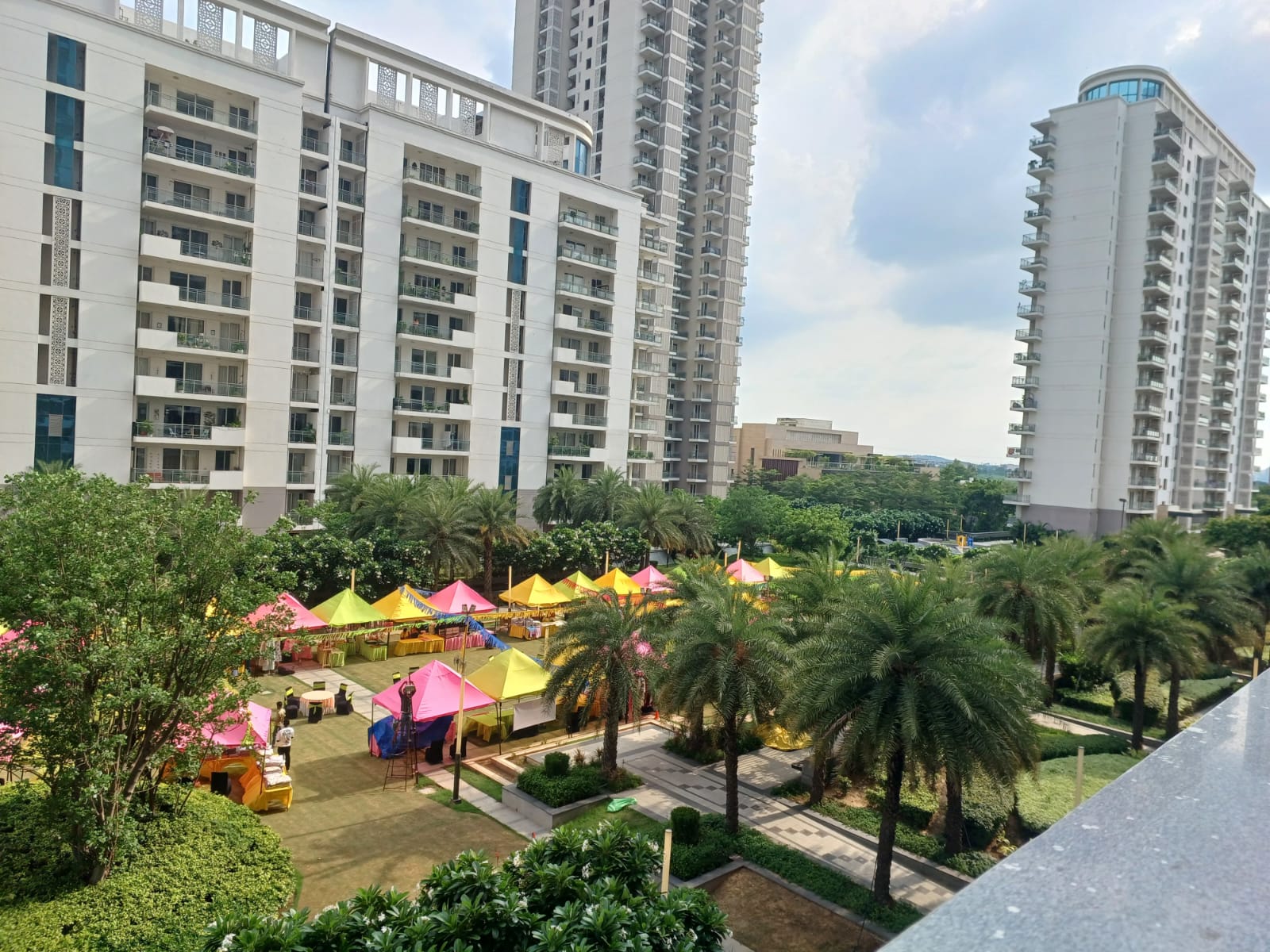 4 BHK + Servant Room Apartment For Rent in DLF The Ultima