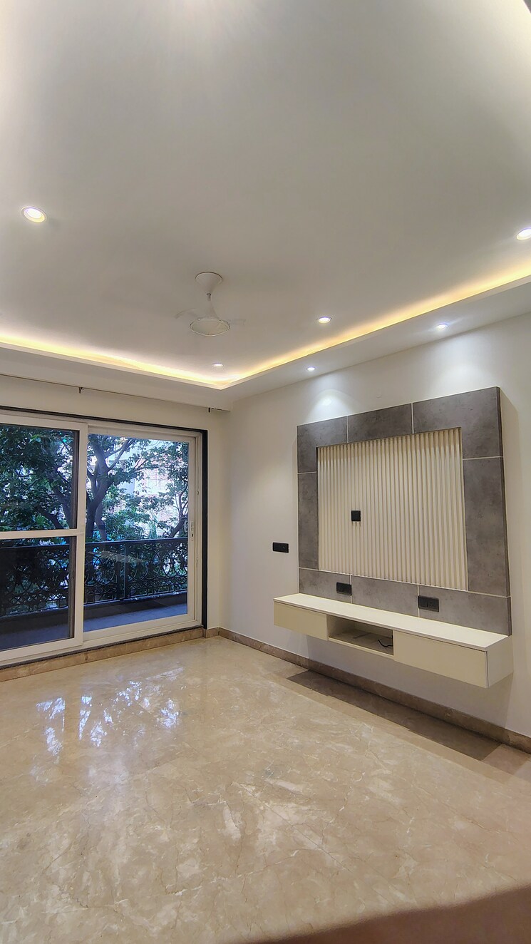 Room, dlf-atria 3.5 Bedroom 2200 Sq.Ft. Builder Floor In Dlf Phase ii Gurgaon 8990251
