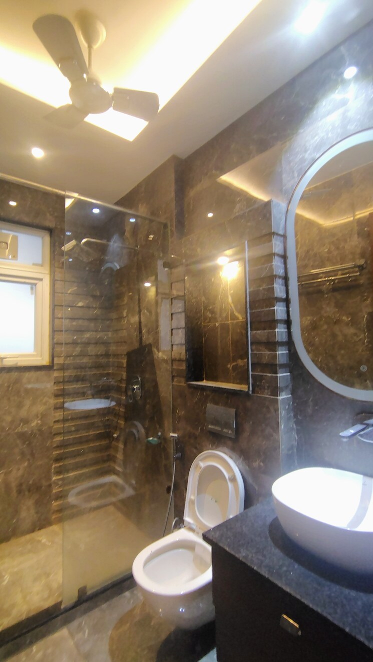 undefined, dlf-atria 3.5 Bedroom 2200 Sq.Ft. Builder Floor In Dlf Phase ii Gurgaon 8990251