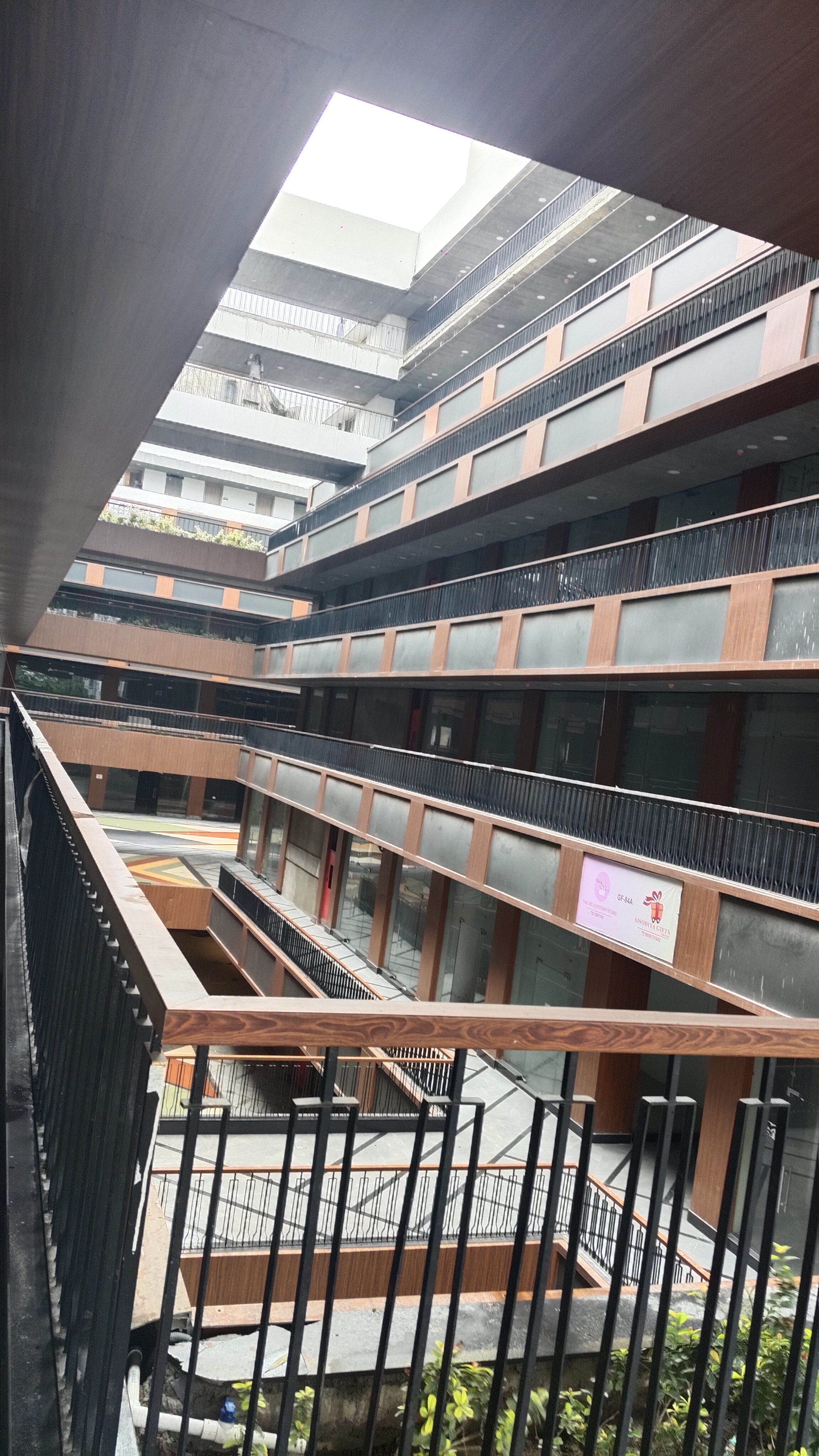 Office Space For Sale in Sun Twilight Delta 1 