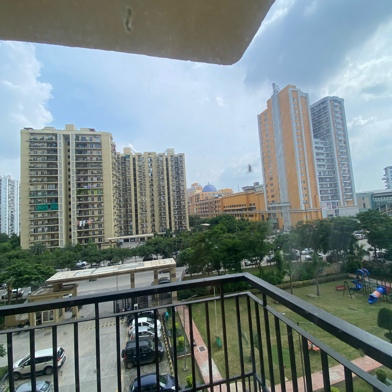 1 BHK Apartment For Rent in Maxblis Grand Kingston