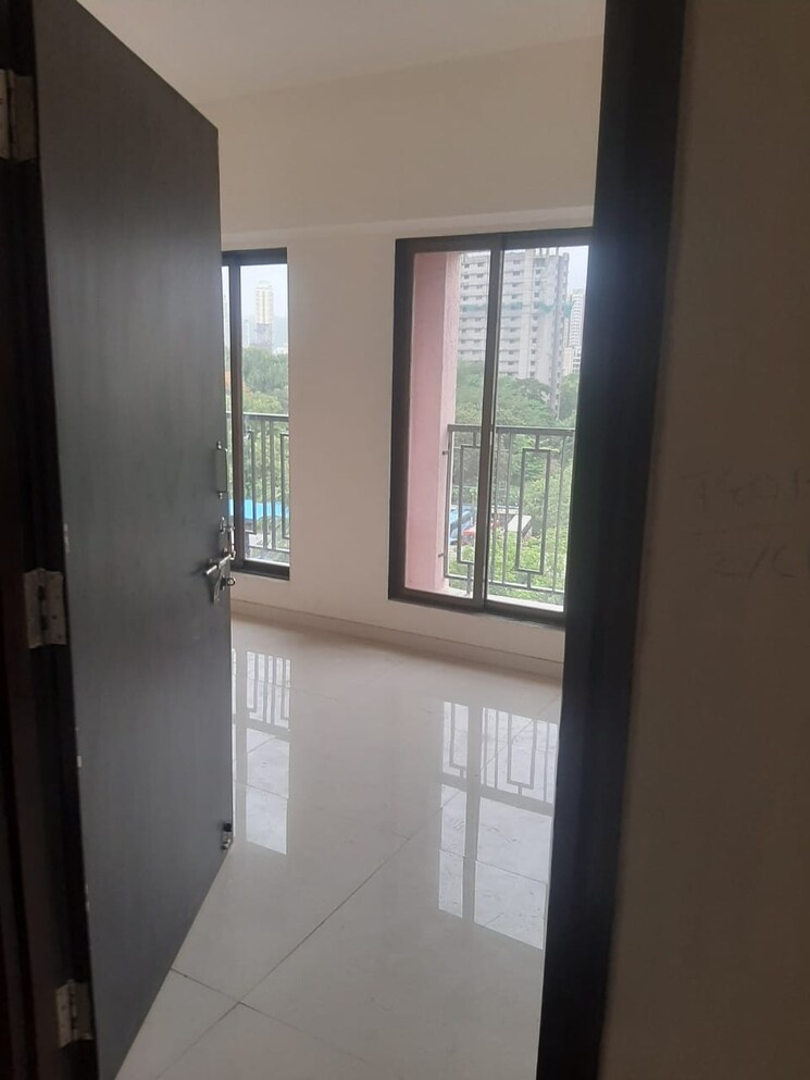 Room, thane west 1 RK 288 Sq.Ft. Apartment In Thane West Thane 8990266