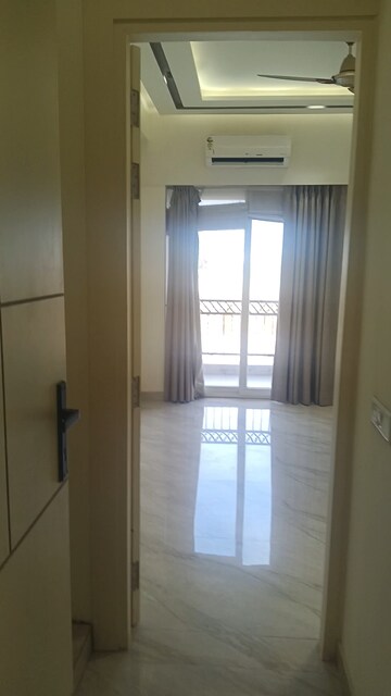 Building Lobby in 4 BHK Builder Floor at Sector 84 – for Sale