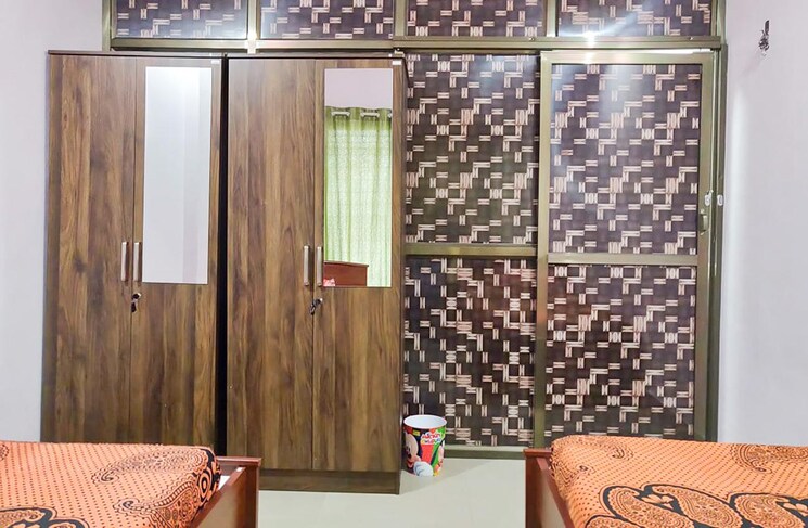 Bedroom, powai Pg For Boys In Powai 8990283