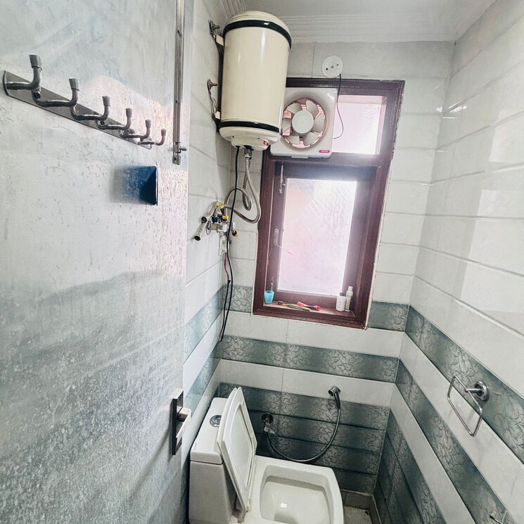 Balcony, govindpuri 2 Bedroom 400 Sq.Ft. Builder Floor In Govindpuri Delhi 8990315