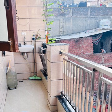 Balcony in 2 BHK Builder Floor at Govindpuri – for Rent