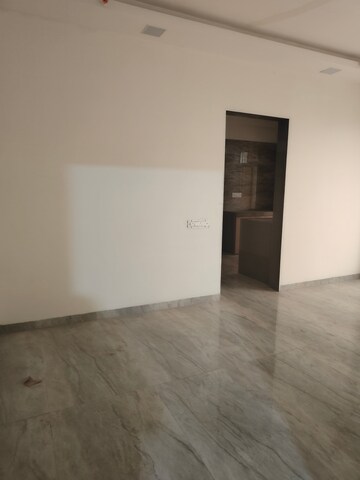Room in 2 BHK Apartment at Veena Samruddhi, Vasai East – for Rent