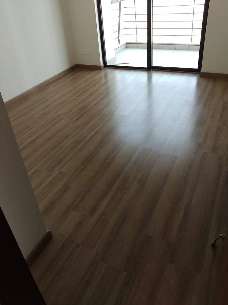 Room, godrej-oasis 2 Bedroom 1386 Sq.Ft. Apartment In Sector 88a Gurgaon 8990432