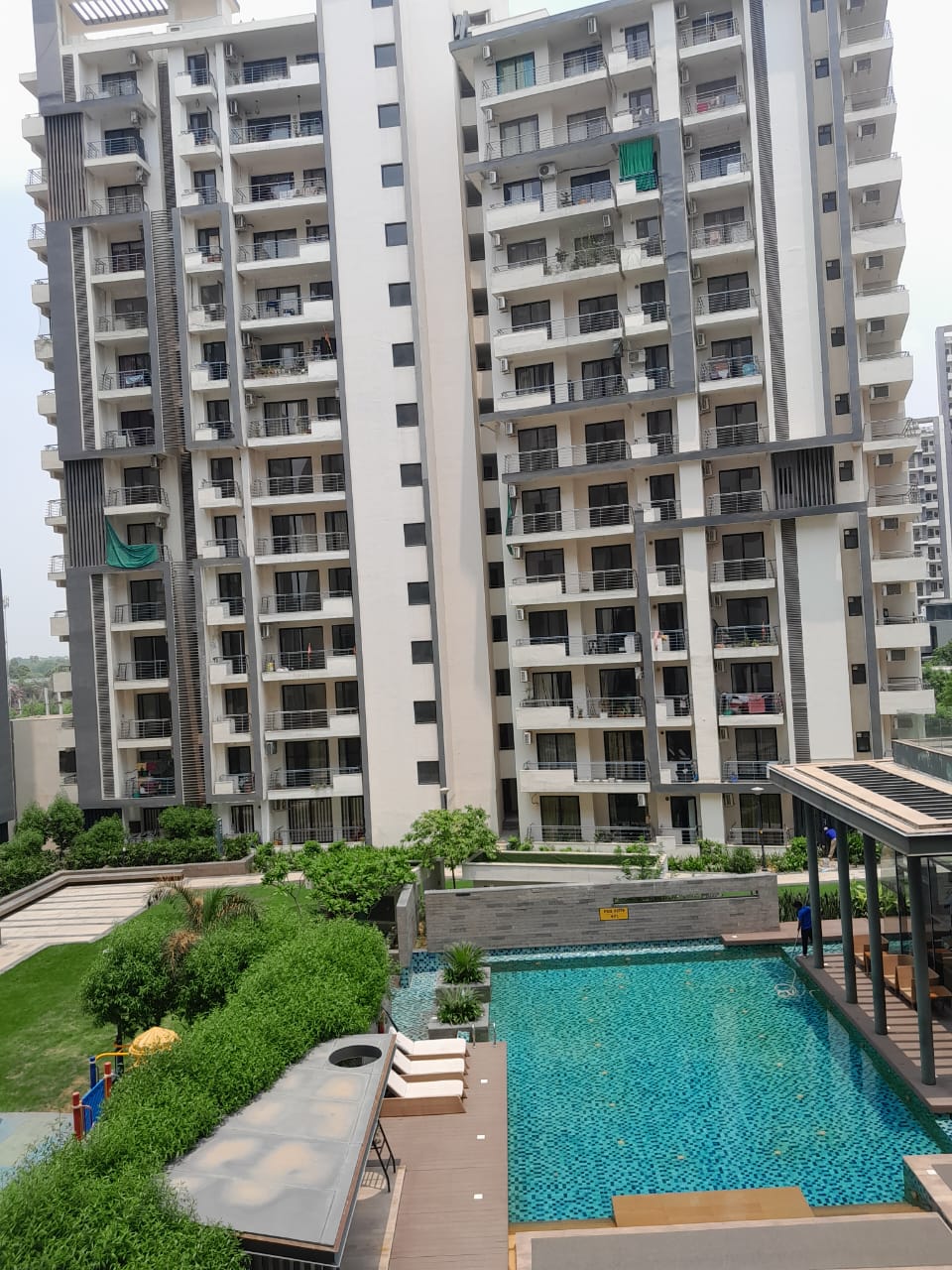 2 BHK + Pooja Room,Servant Room,Study Room,Extra Room Apartment For Rent in Godrej Oasis