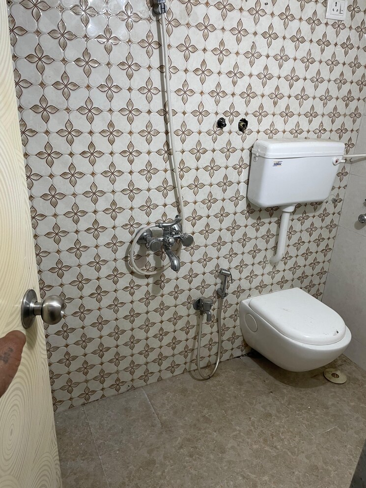 Bathroom, madhuban-township 1 Bedroom 630 Sq.Ft. Apartment In Vasai East Palghar 8990514
