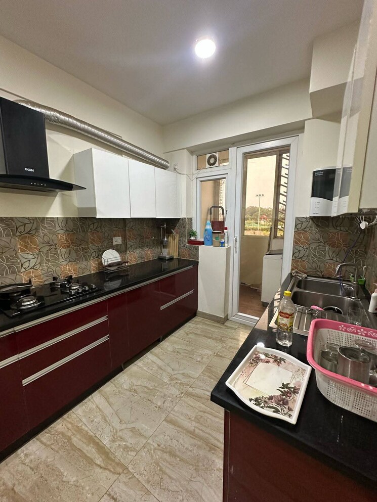 Kitchen, hero-homes-gurgaon 3 Bedroom 1690 Sq.Ft. Apartment In Sector 104 Gurgaon 8990477