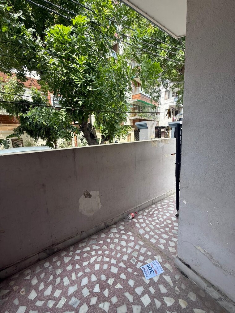 Balcony, vaishali sector 6 3 Bedroom 1350 Sq.Ft. Builder Floor In Vaishali Sector 6 Ghaziabad 8990507