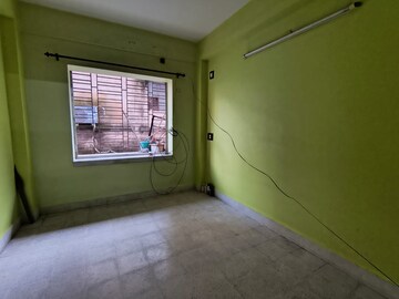 Room in 2 BHK Builder Floor at Sakher Bazar – for Sale
