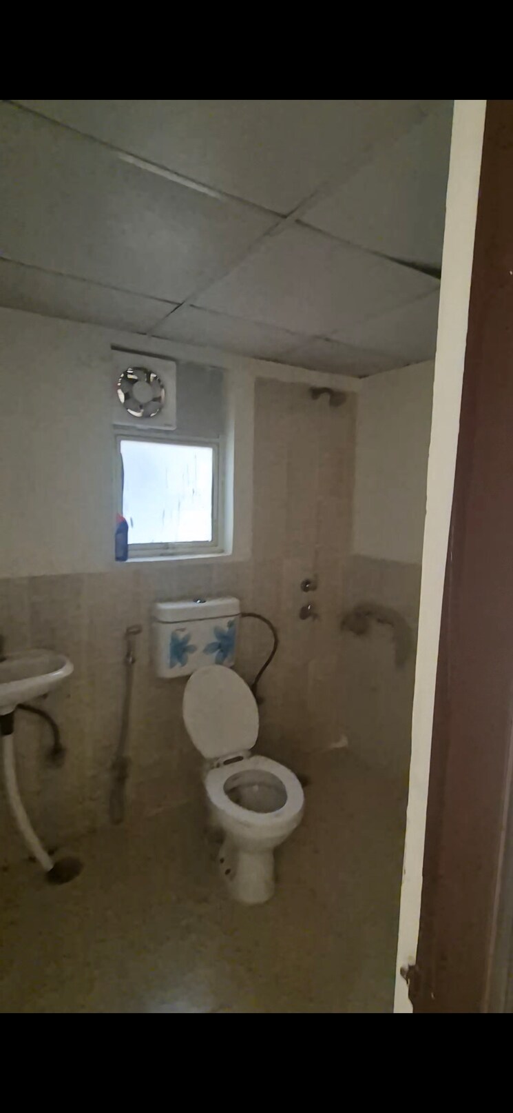 Bathroom, hcbs-sports-ville 2 Bedroom 737 Sq.Ft. Apartment In Sohna Sector 35 Gurgaon 8990584