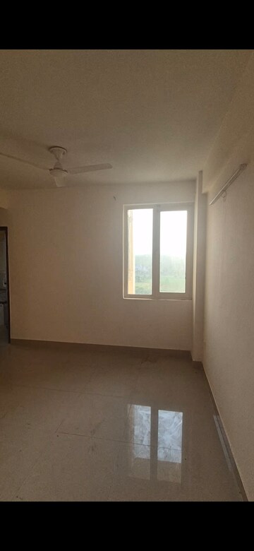 Room in 2 BHK Apartment at HCBS Sports Ville, Sohna Sector 35 – for Rent