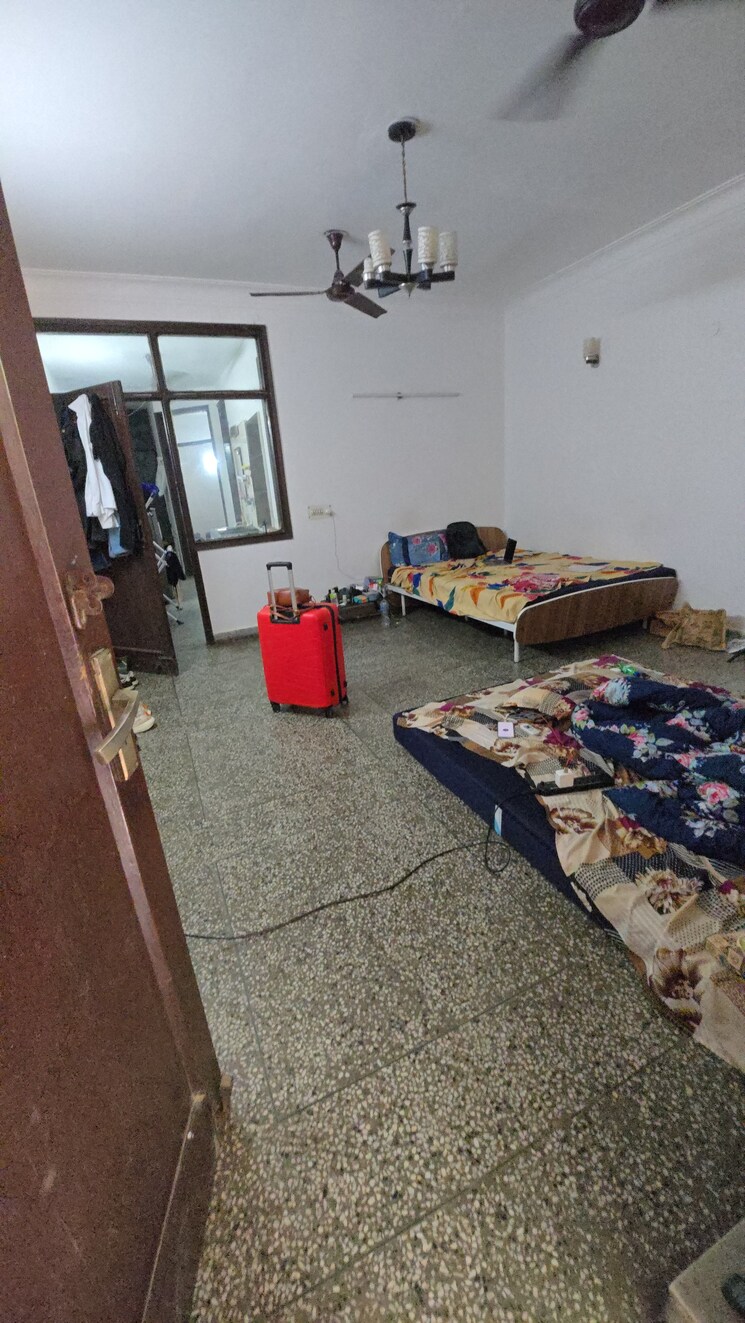 undefined, dayanand colony 1.5 Bedroom 700 Sq.Ft. Builder Floor In Dayanand Colony Delhi 8990609