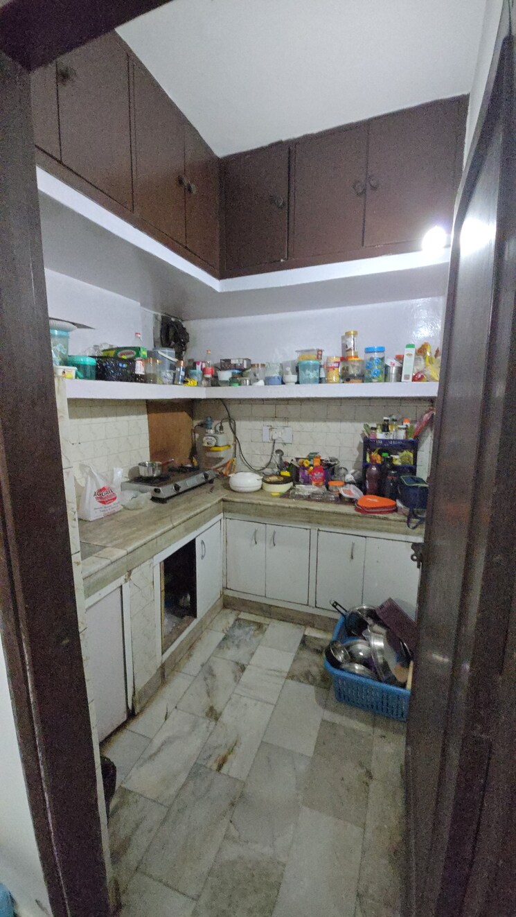 Balcony, dayanand colony 1.5 Bedroom 700 Sq.Ft. Builder Floor In Dayanand Colony Delhi 8990609