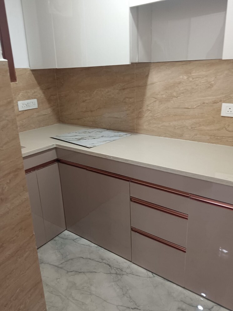 Kitchen, malviya nagar 2 Bedroom 99 Sq.Yd. Builder Floor In Malviya Nagar Delhi 8990630