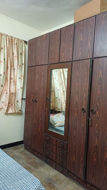 Bedroom in 1 BHK Apartment at Bandra West – for Rent