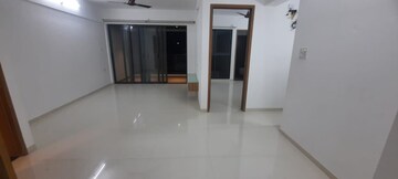 Room in 3 BHK Apartment at Majestique Signature Towers, Balewadi – for Rent