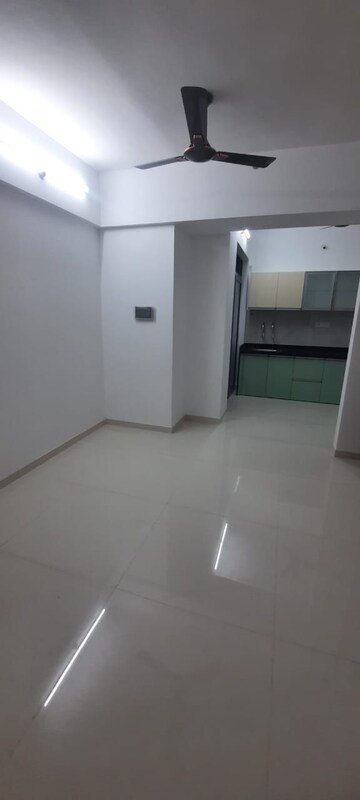 Room in 3 BHK Apartment at Majestique Signature Towers, Balewadi – for Rent