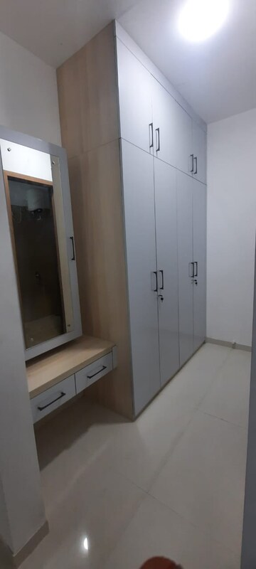 Room in 3 BHK Apartment at Majestique Signature Towers, Balewadi – for Rent