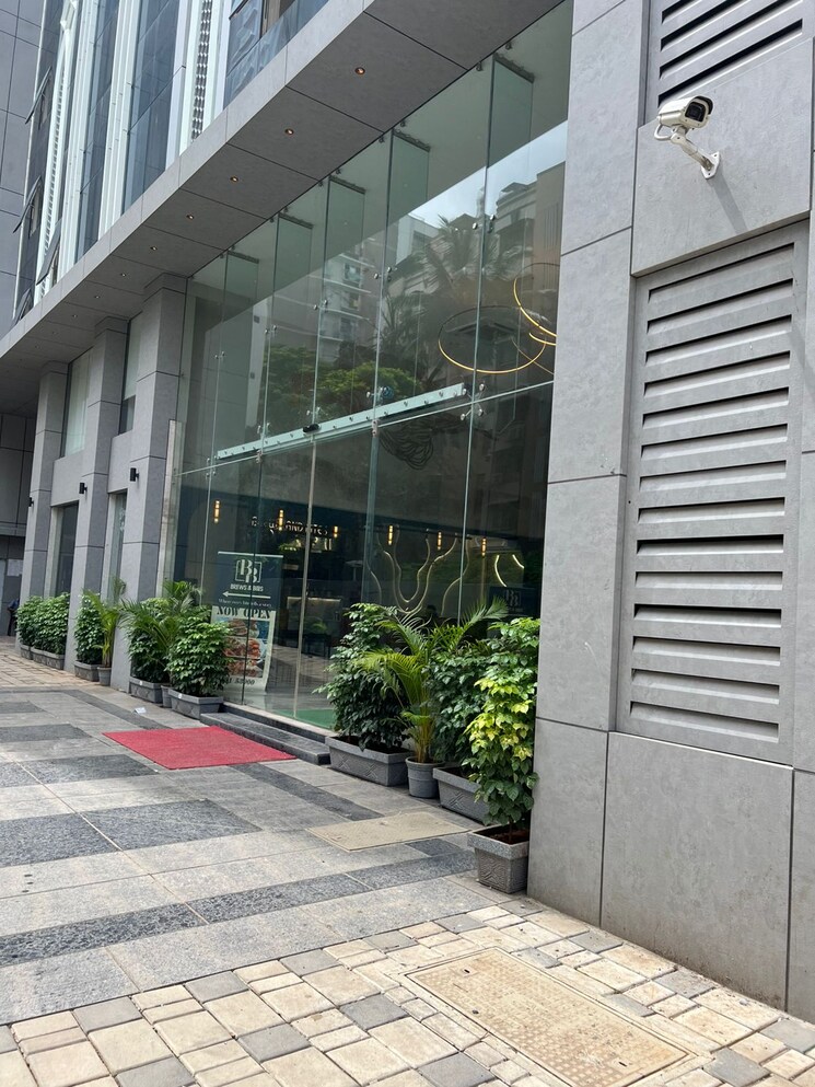 Exterior View, sanjar-sv-palace Commercial Office Space 300 Sq.Ft. In Malad East Mumbai 8990678