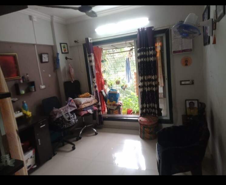 Room, ng-shelter 2.5 Bedroom 900 Sq.Ft. Apartment In Mira Road Thane 8989677