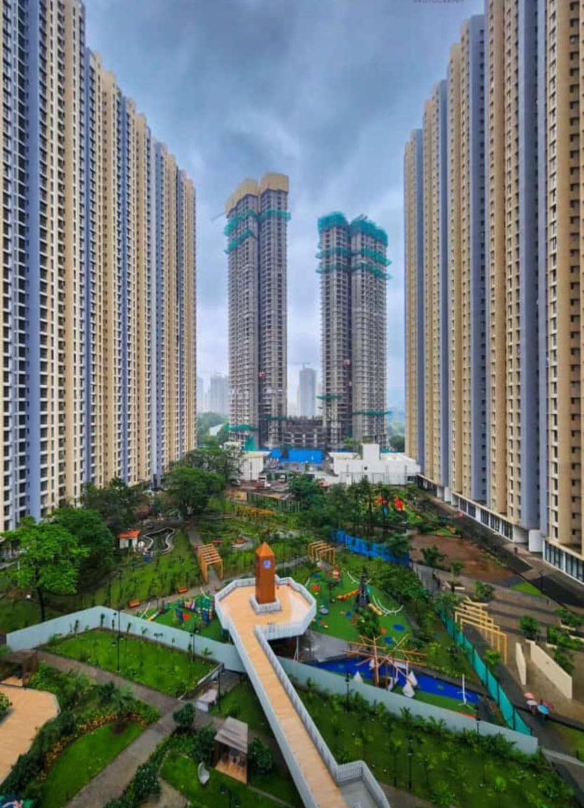 3 BHK + Study Room 1178 Sq.Ft. Apartment in Raymond The Address