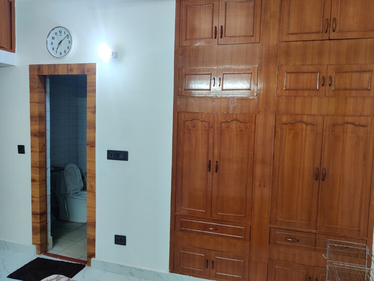 Other, ip extension 1 RK 300 Sq.Ft. Apartment In Ip Extension Delhi 8990752