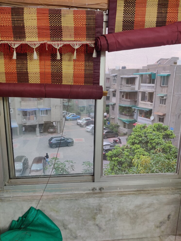 undefined, ip extension 1 RK 300 Sq.Ft. Apartment In Ip Extension Delhi 8990752