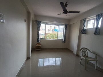 1 BHK Apartment For Rent in Khar West
