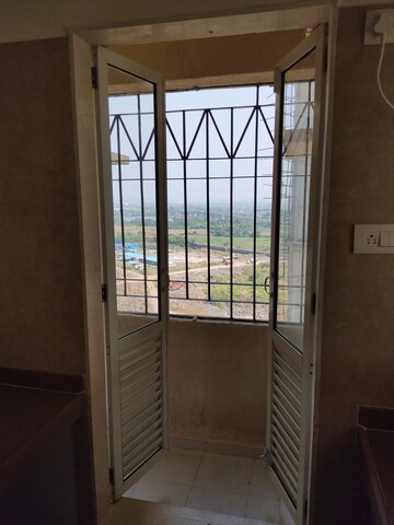 Bathroom in 1.5 BHK Apartment at Dosti West County, Balkum Pada – for Sale