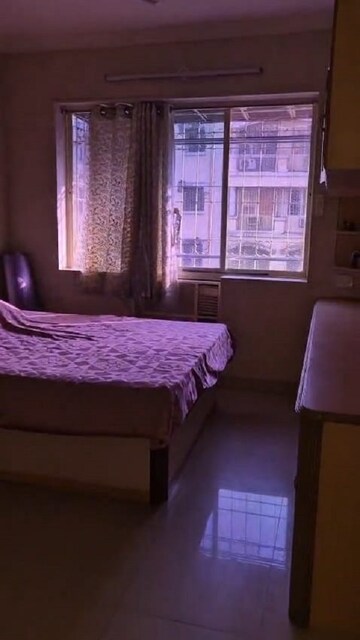 Bedroom in 3 BHK Apartment at Gundecha Marigold, Kandivali East – for Rent